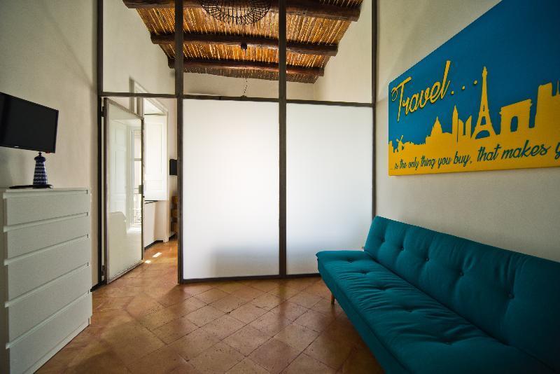 סלרנו Bed And Travel Apartment La Minerva Suite מראה חיצוני תמונה