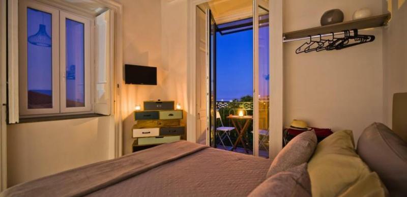 סלרנו Bed And Travel Apartment La Minerva Suite מראה חיצוני תמונה