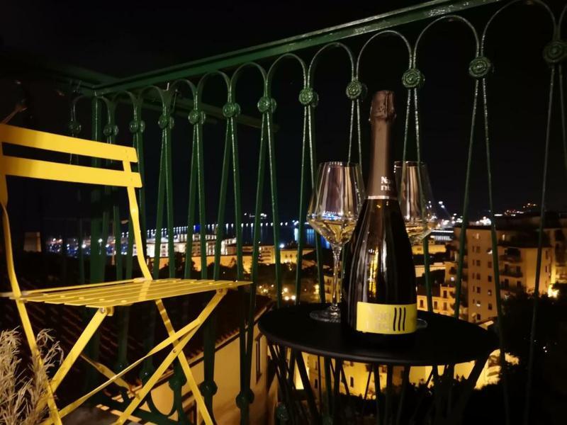 סלרנו Bed And Travel Apartment La Minerva Suite מראה חיצוני תמונה